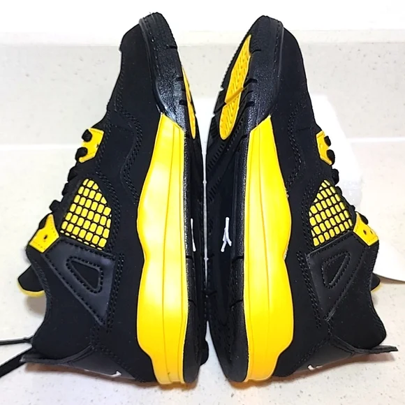 NIKE Air Jordan 4 Retro Thunder Black Yellow Sneakers Boys Size 13C NEW - Picture 3 of 9